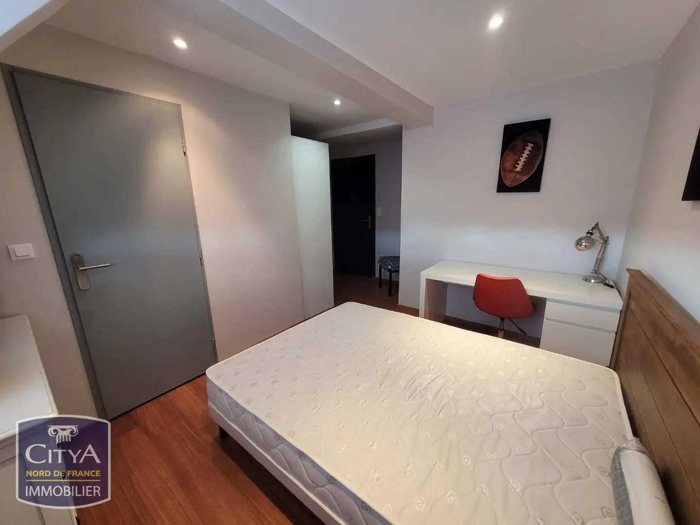 Photo 1 Appartement 1 pièce 15.8m²