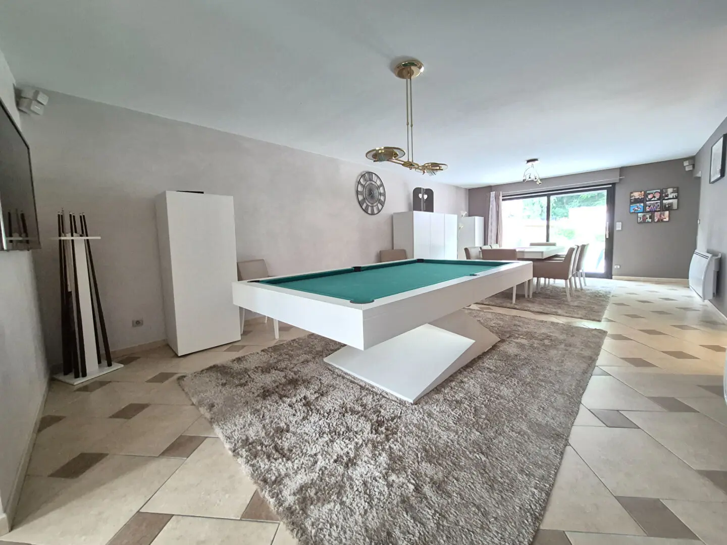 Photo 1 Maison 5 pièces 162m²