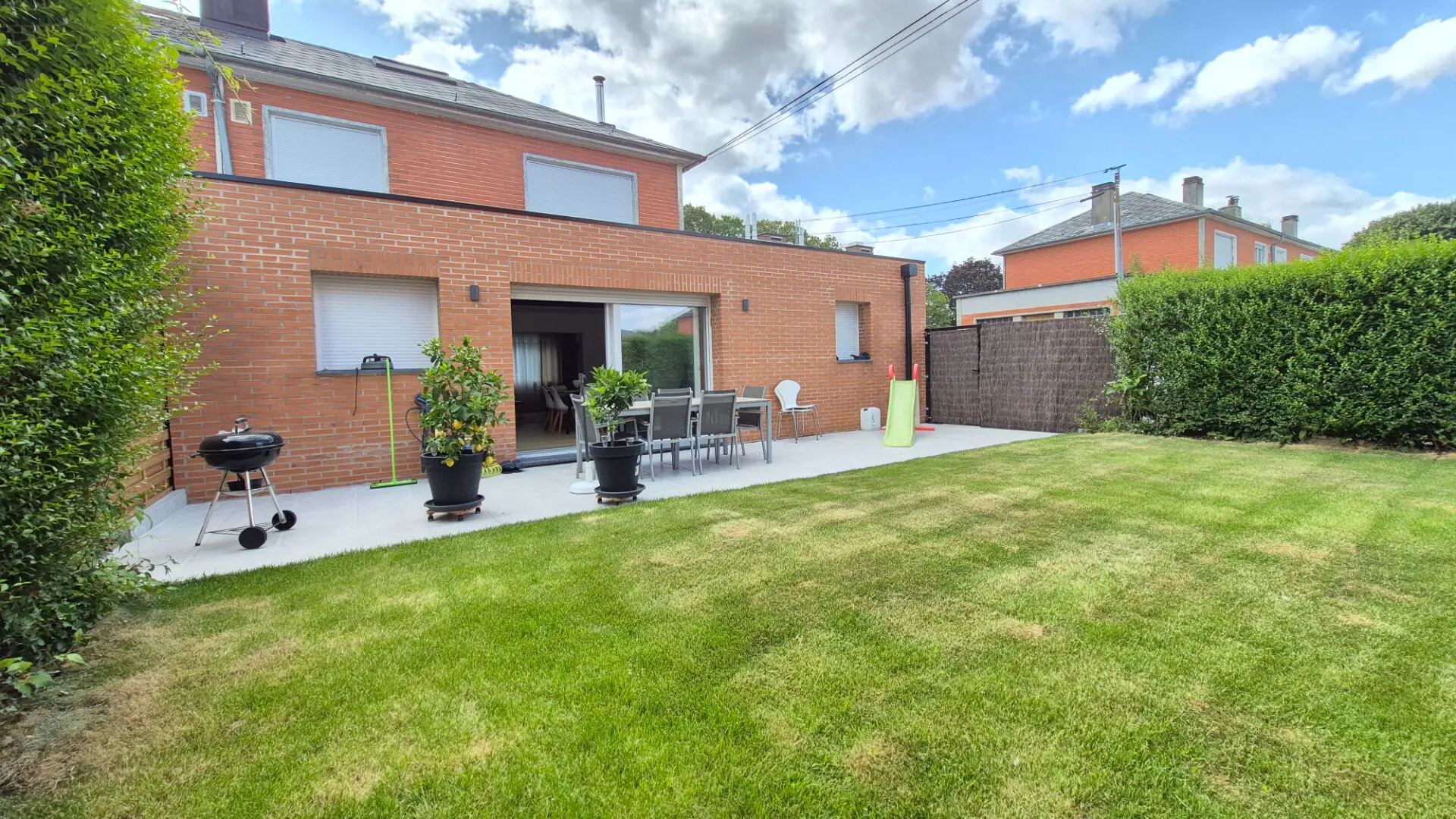 Photo 1 Maison 5 pièces 103m²
