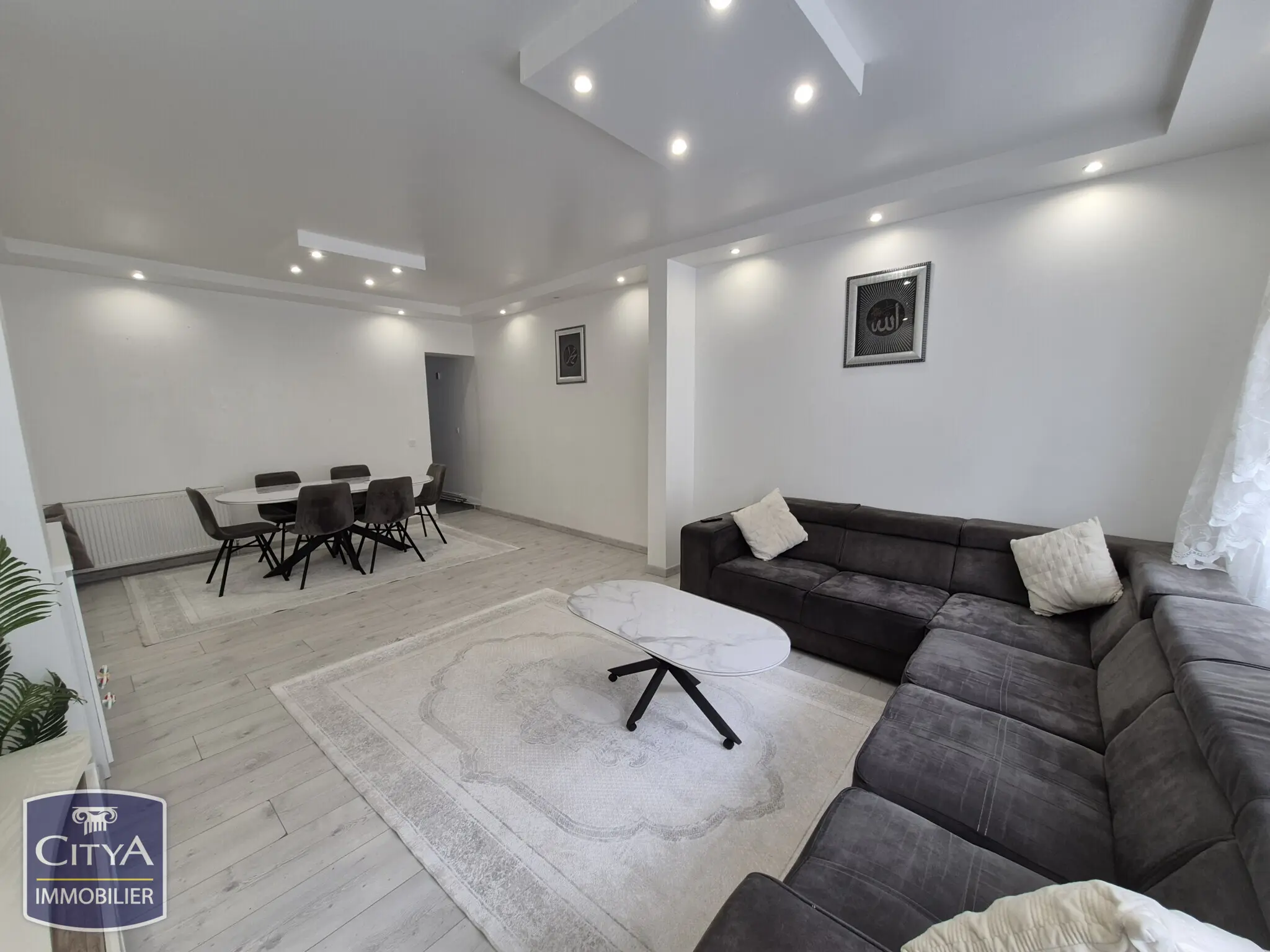 Photo 2 Maison 6 pièces 142m²