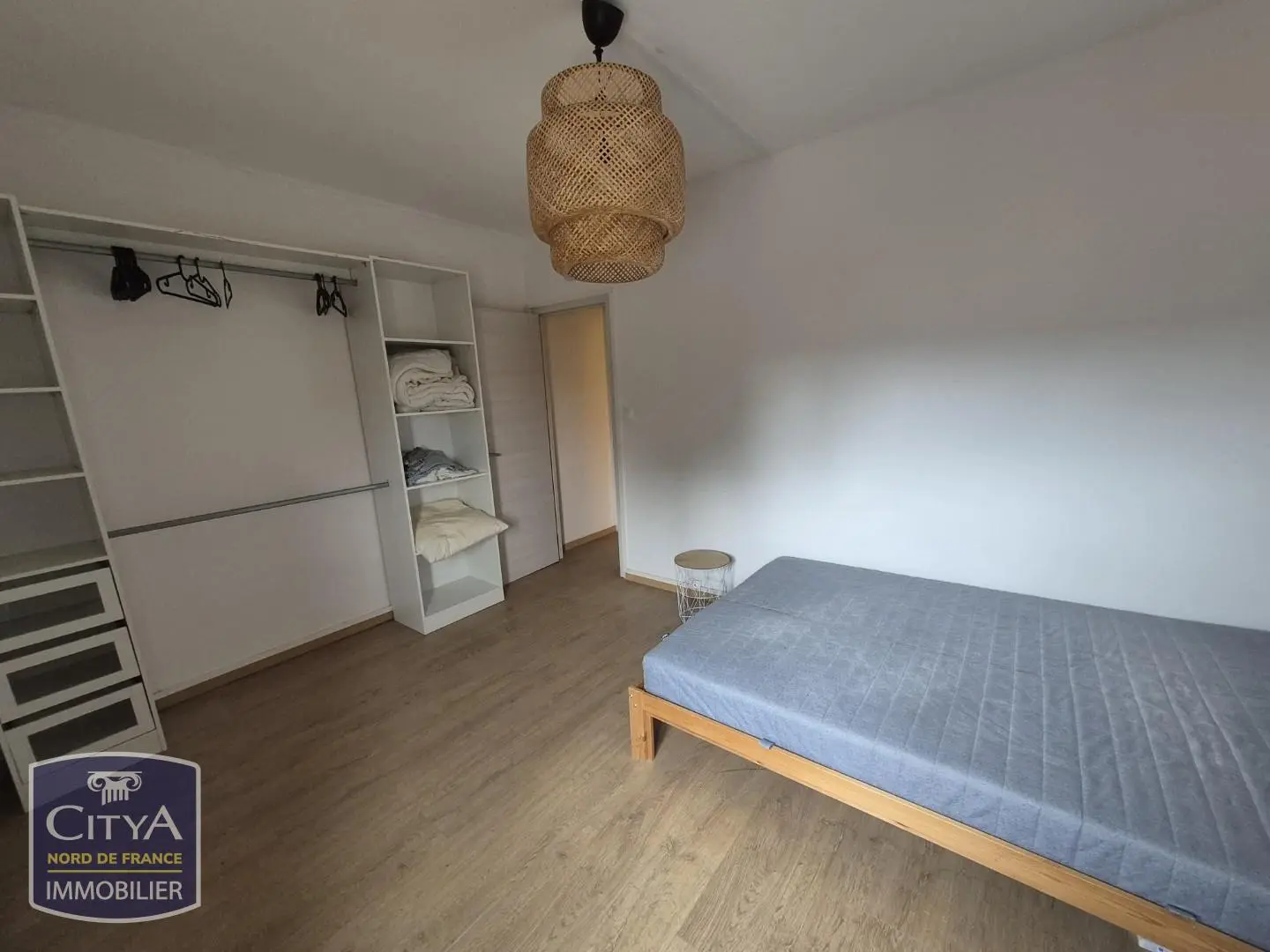 Photo 2 Appartement 1 pièce 10.81m²