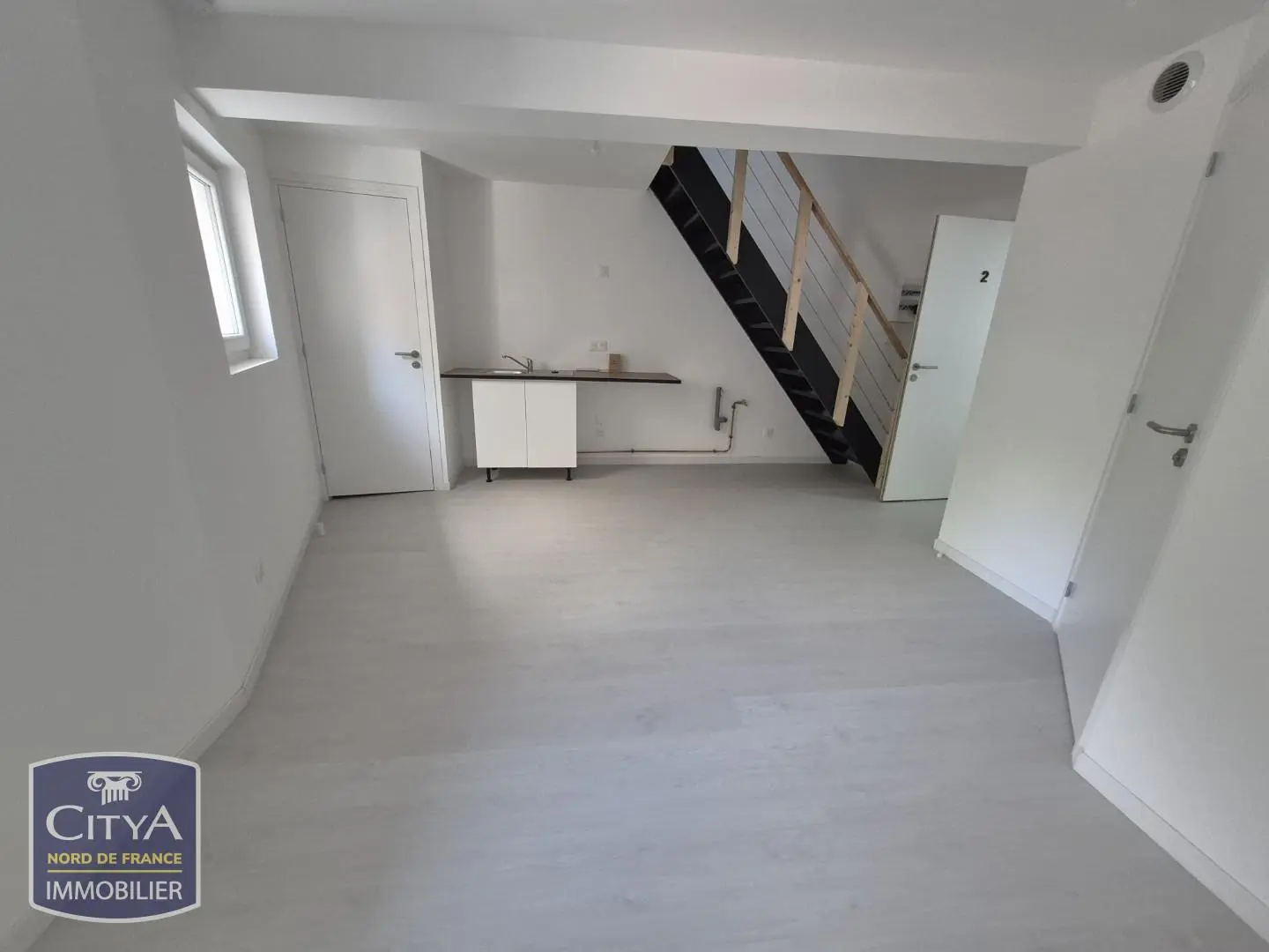 Photo 1 Appartement 1 pièce 27.15m²