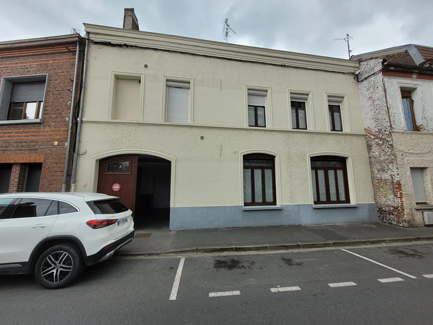 Photo 1 Maison 12 pièces 190m²