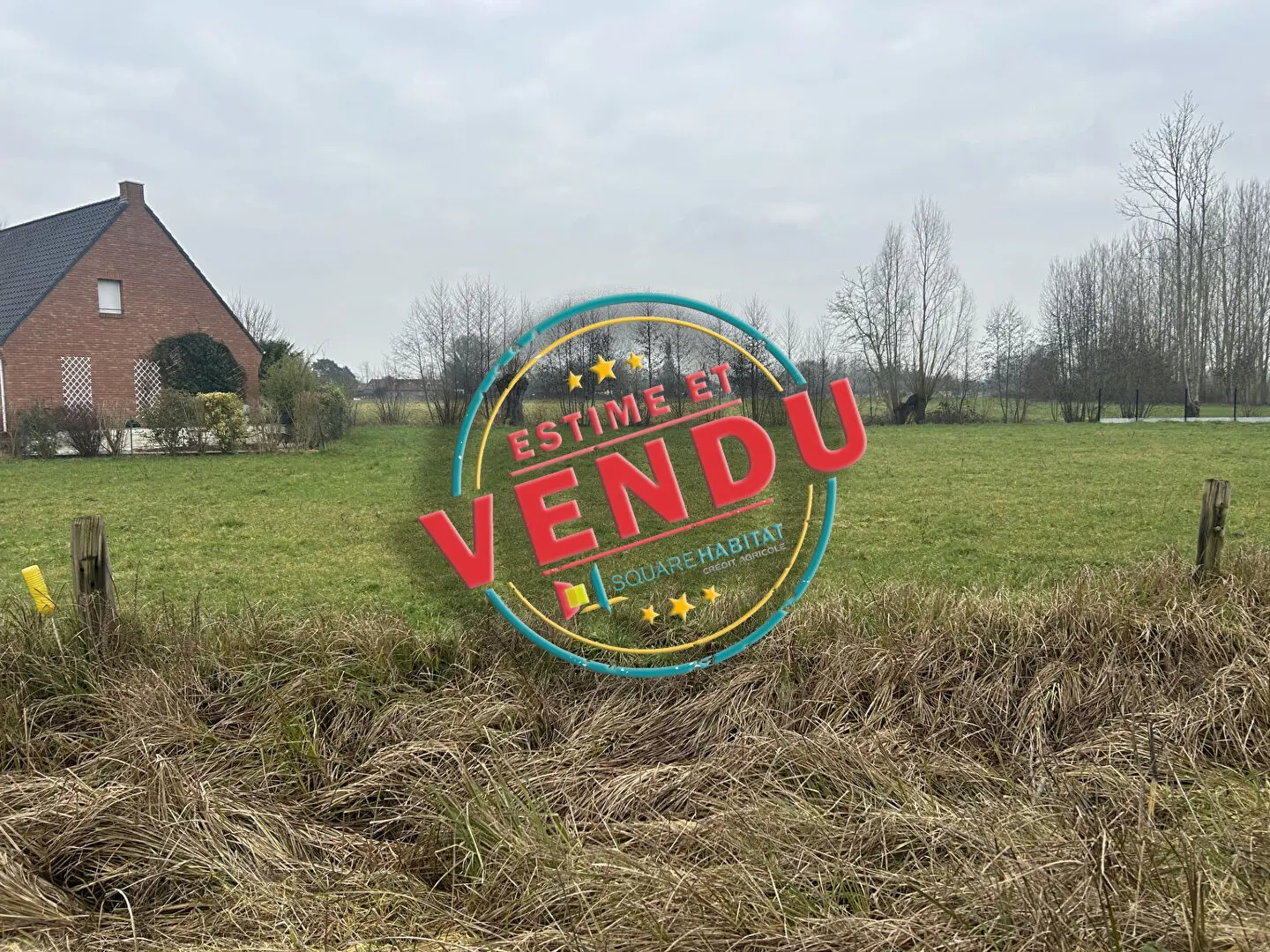 Photo 1 Terrain 875m²