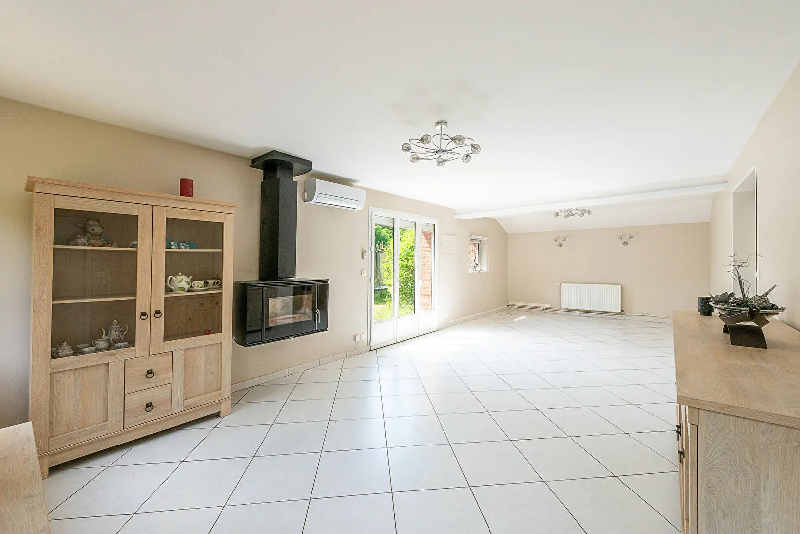 Photo 2 Maison 8 pièces 185.11m²