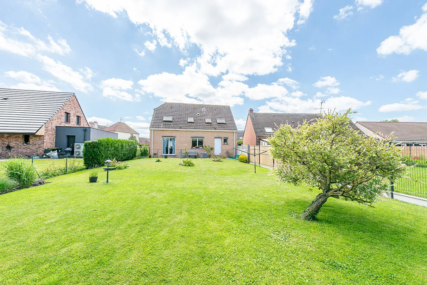 Photo 1 Maison 7 pièces 122.97m²