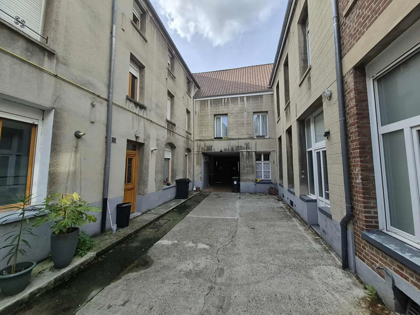 Photo 2 Maison 20 pièces 490m²
