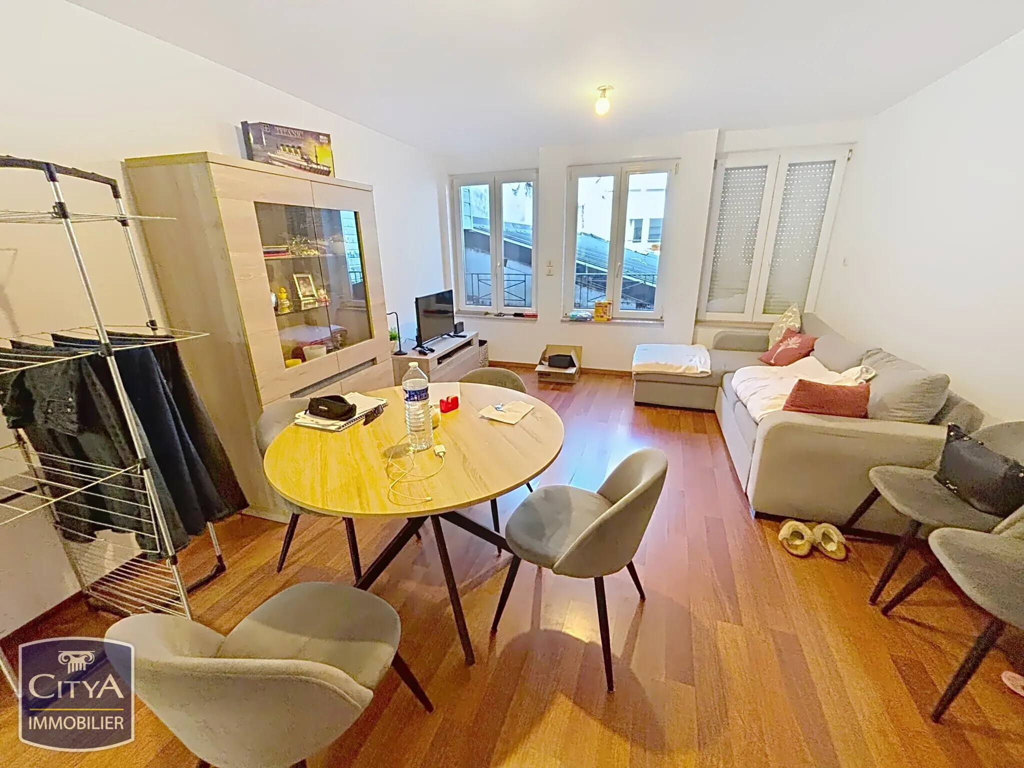 Photo 3 Immeuble 450m²