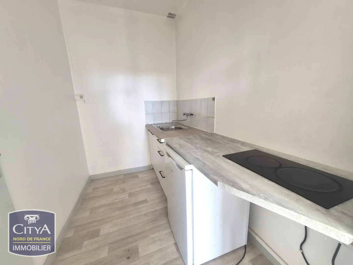 Photo 1 Appartement 1 pièce 31.22m²