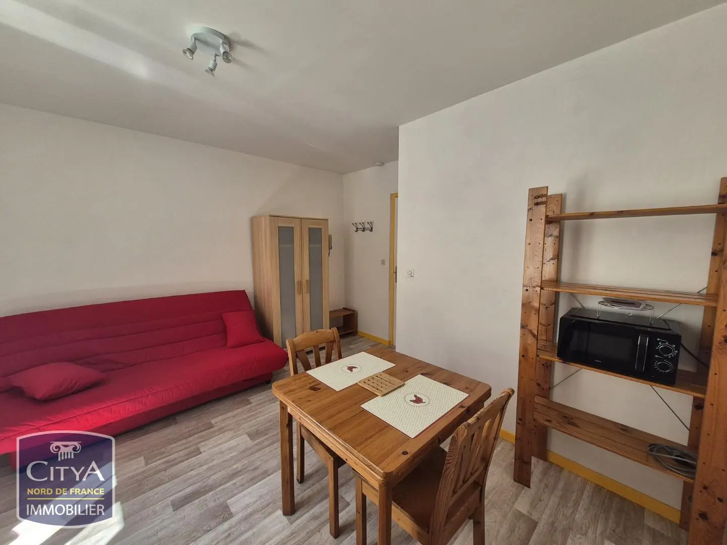 Photo 1 Appartement 1 pièce 20m²