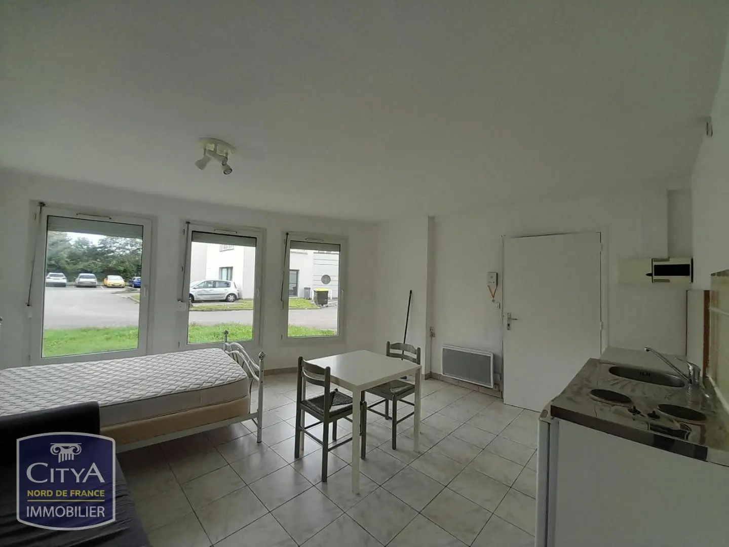 Photo 2 Appartement 1 pièce 24.97m²