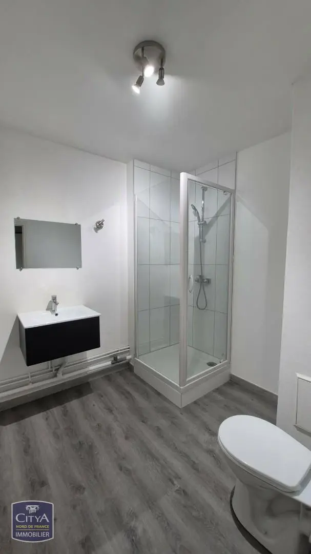 Photo 2 Appartement 1 pièce 27m²
