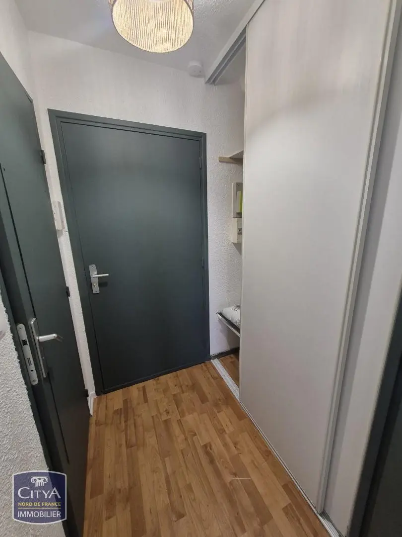 Photo 3 Appartement 1 pièce 18.83m²