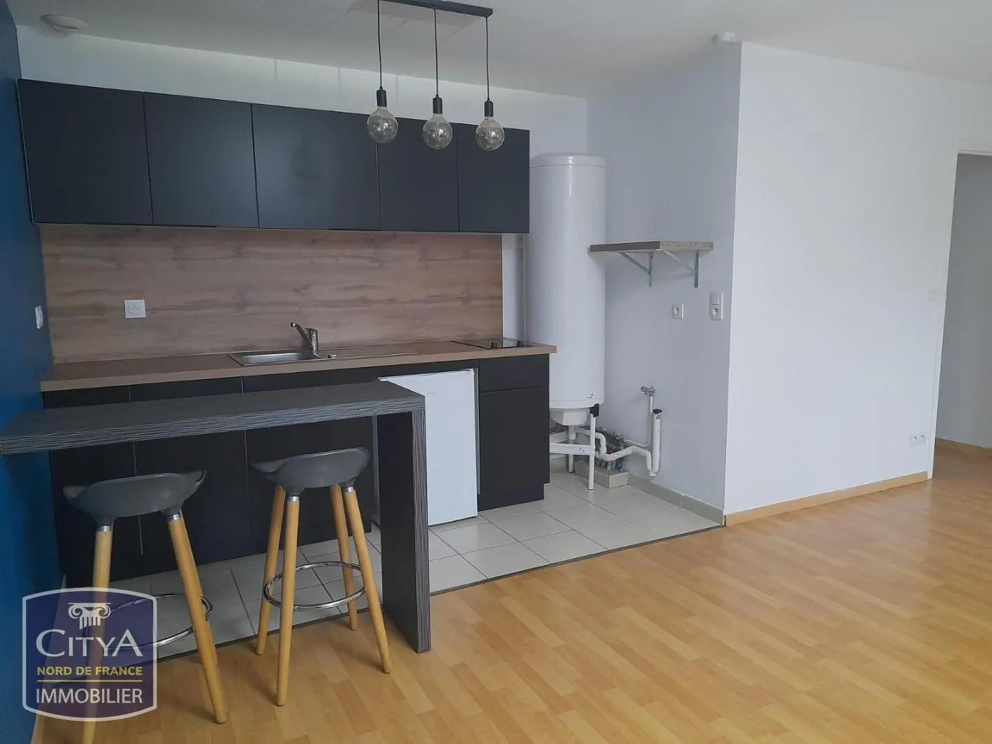 Photo 1 Appartement 1 pièce 27.35m²