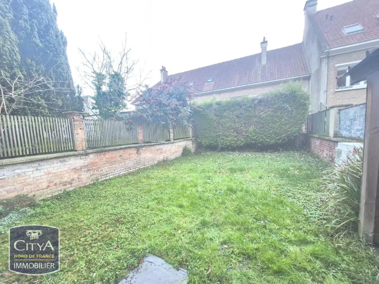 Photo 2 Local Professionnel 69m²