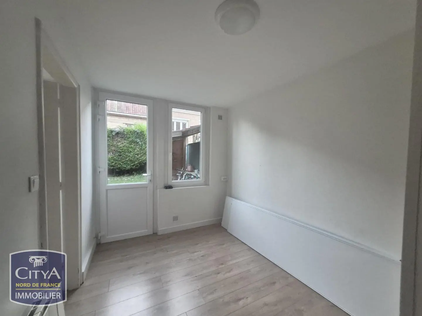 Photo 8 Local Professionnel 69m²