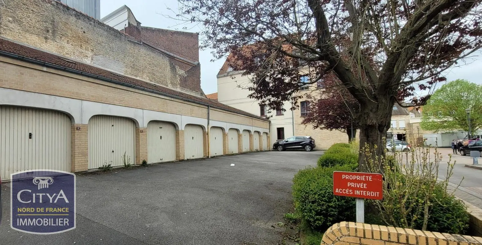 Photo 1 Parking 15m²