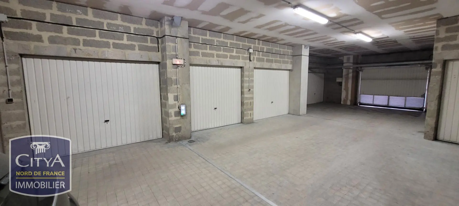 Photo 5 Parking 20m²