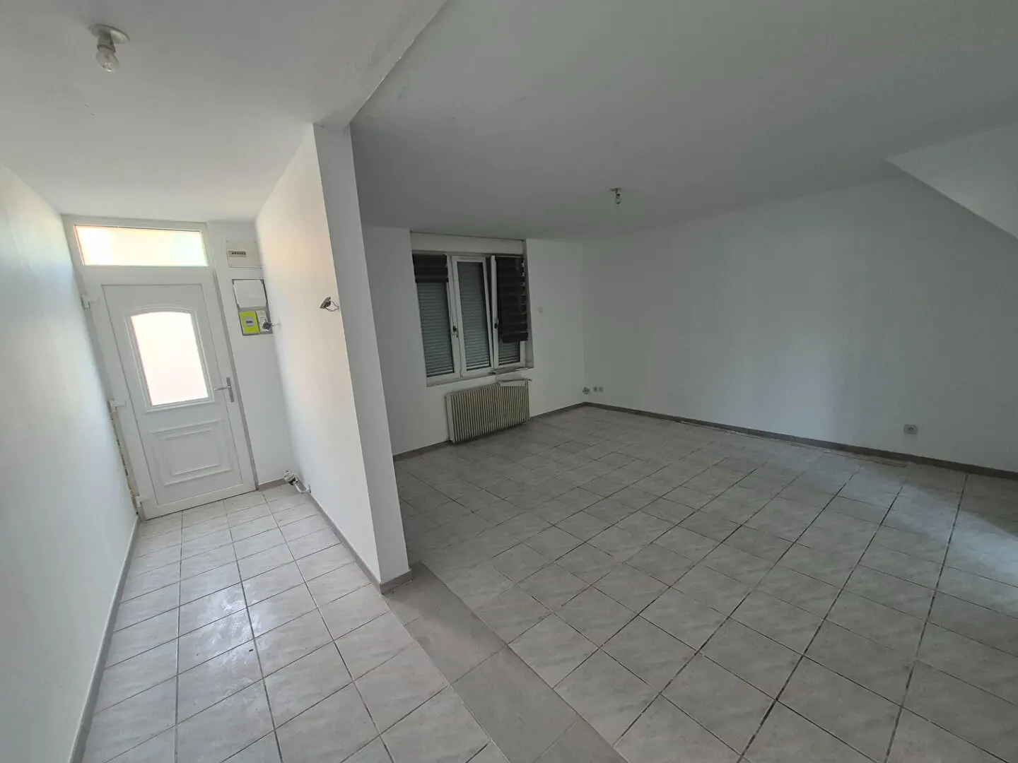 Photo 1 Maison 3 pièces 77m²