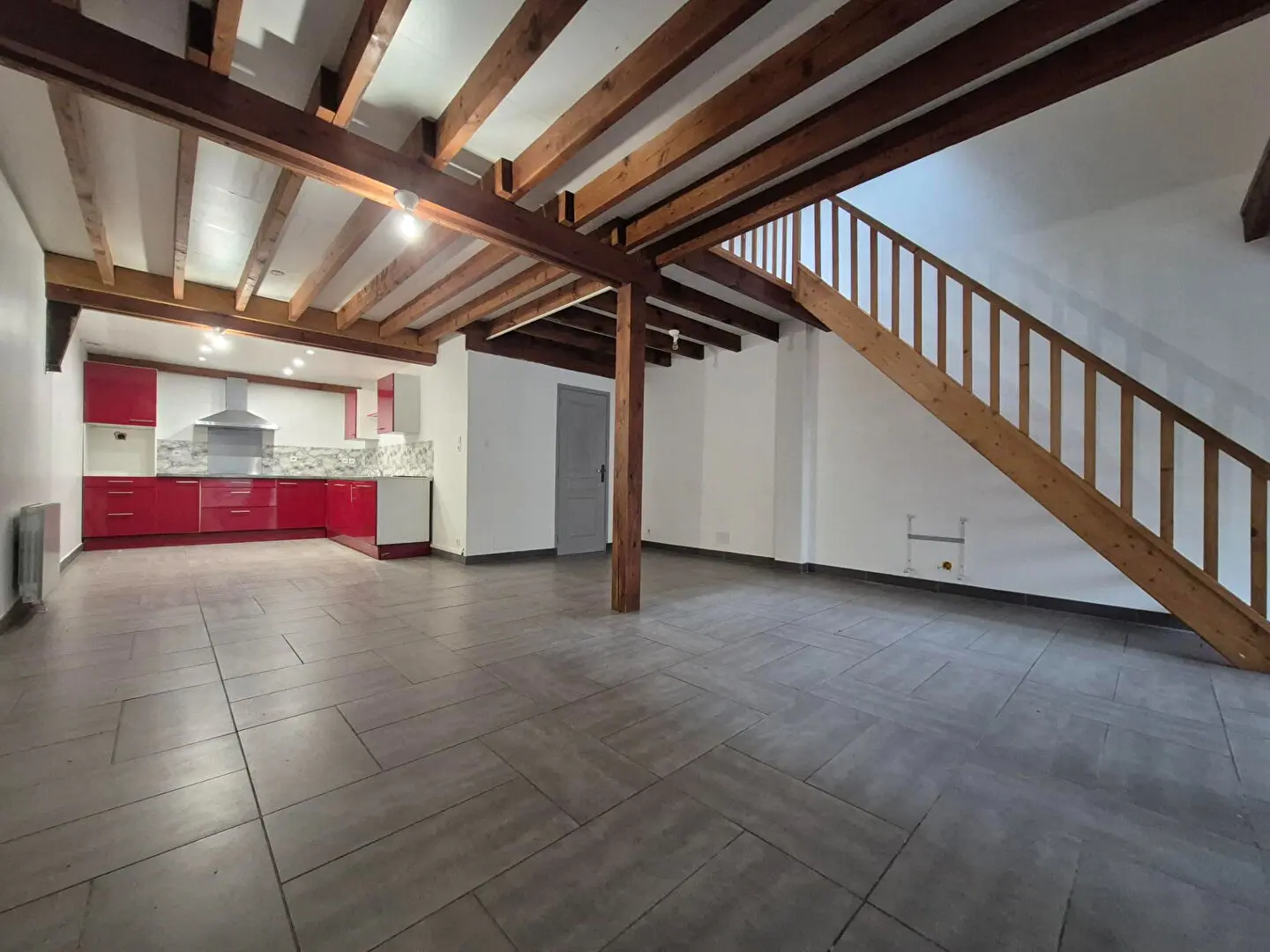 Photo 2 Maison 4 pièces 109m²