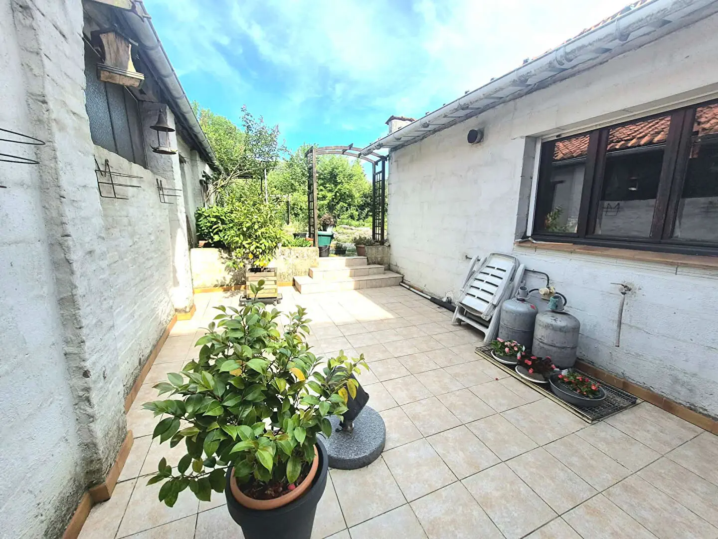 Photo 2 Maison 6 pièces 147m²