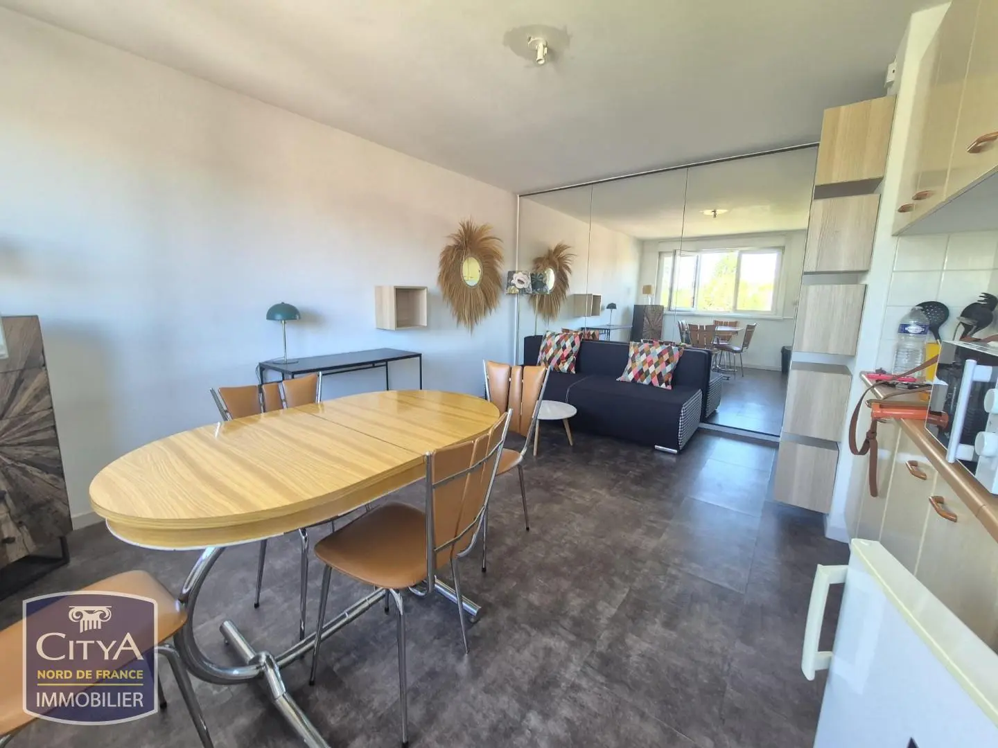 Photo 1 Appartement 1 pièce 22.03m²