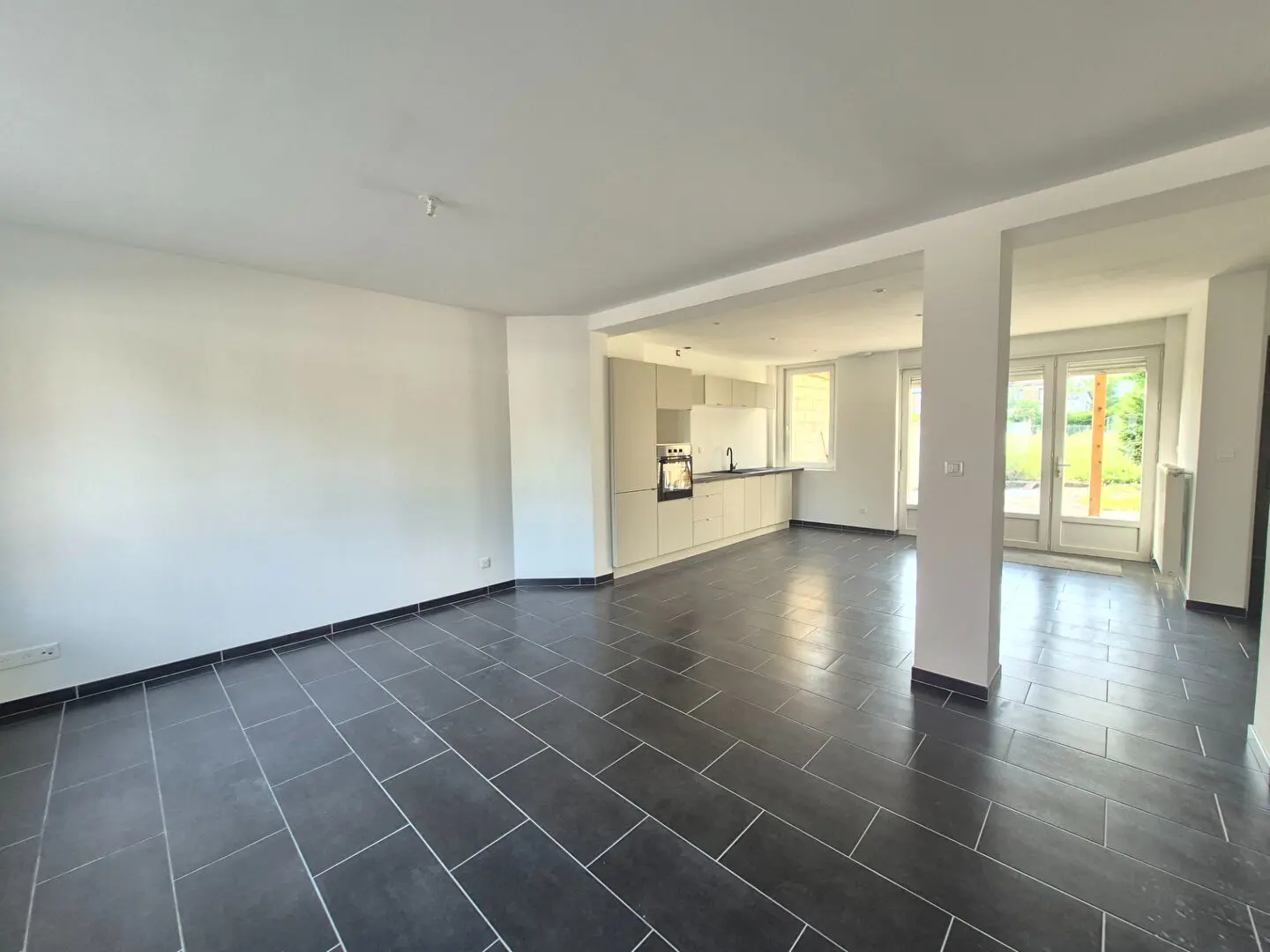 Photo 2 Maison 4 pièces 100m²