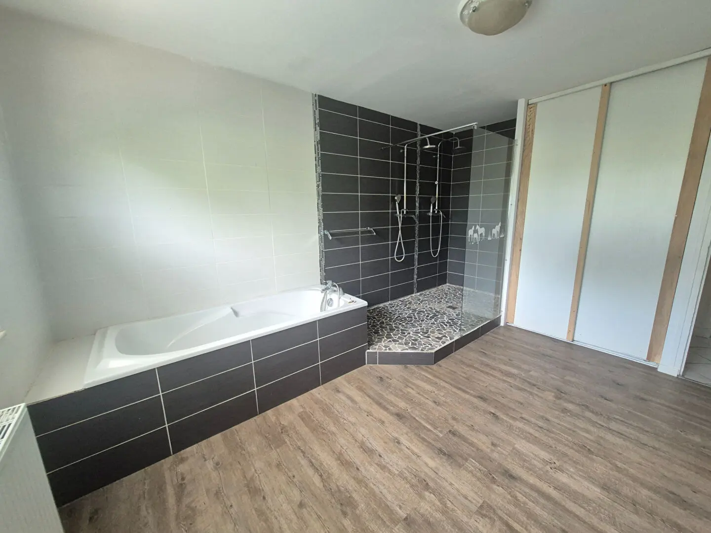 Photo 8 Maison 8 pièces 145m²