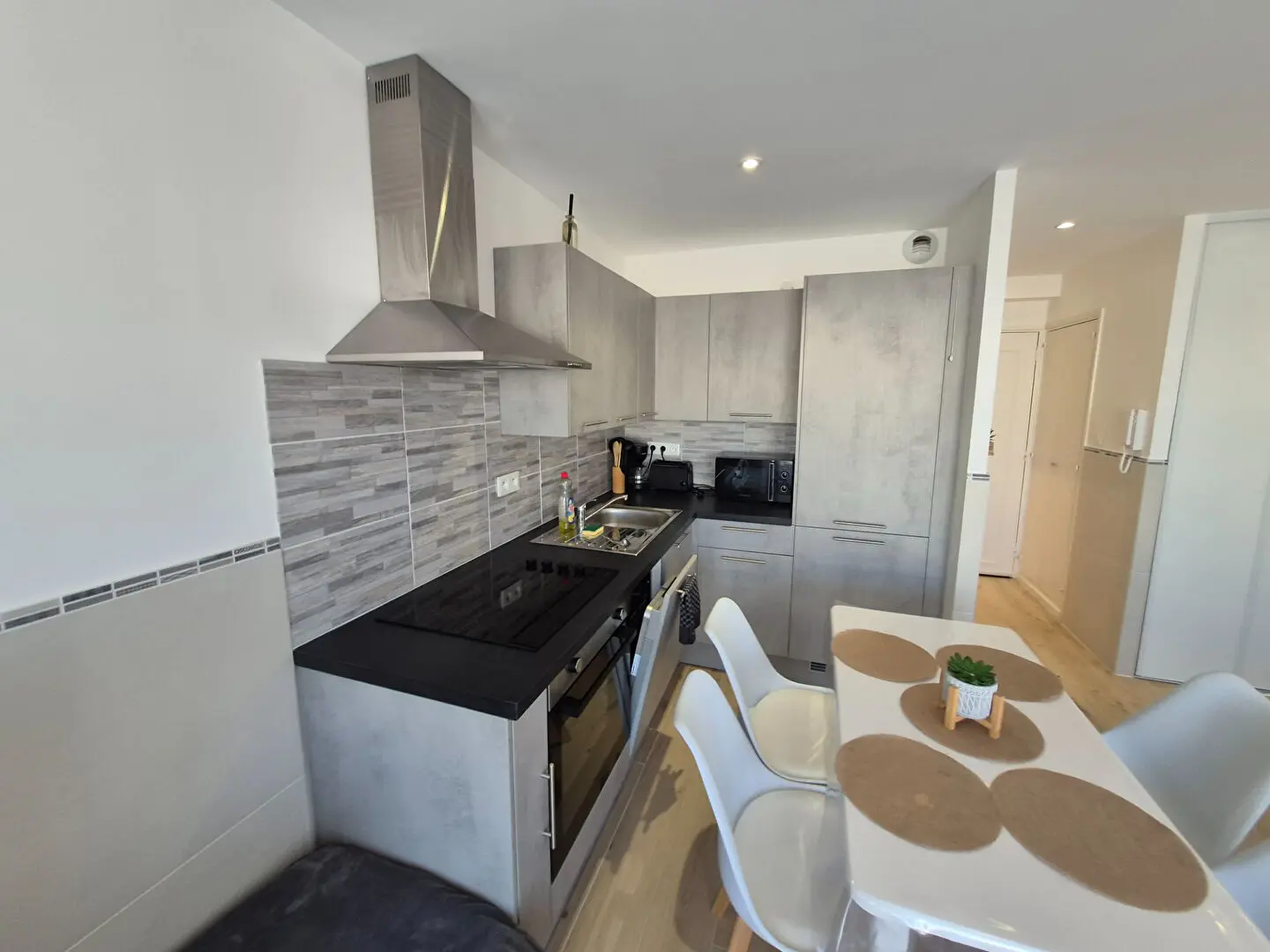 Photo 6 Appartement 1 pièce 23.21m²