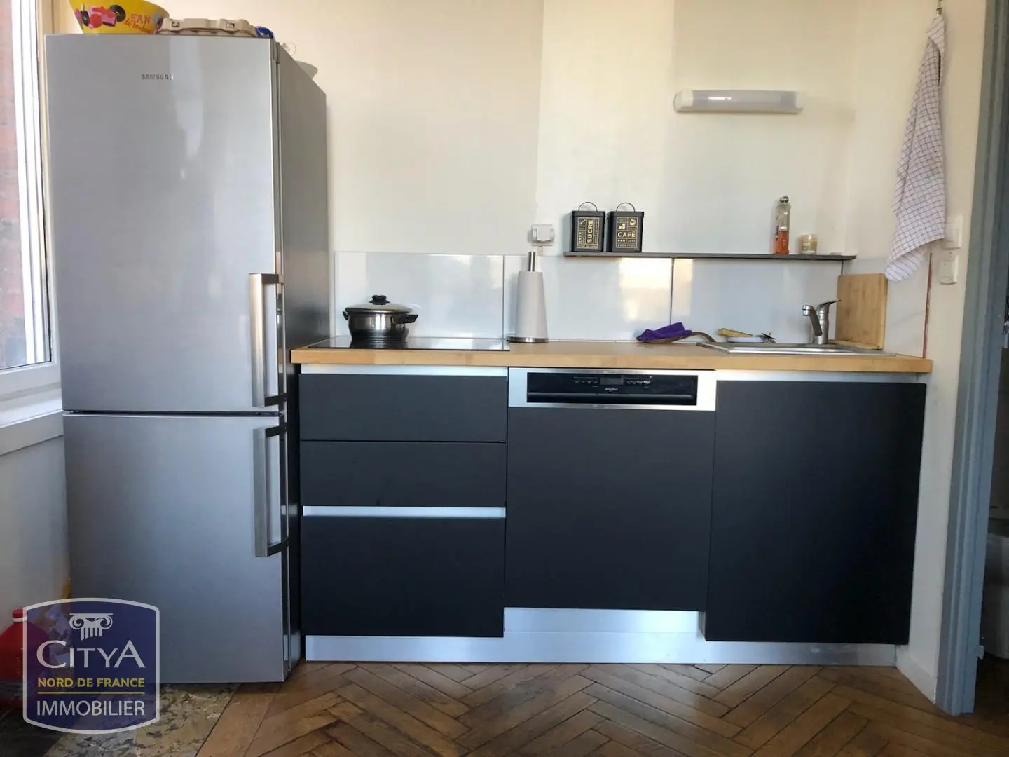 Photo 1 Appartement 1 pièce 20.7m²