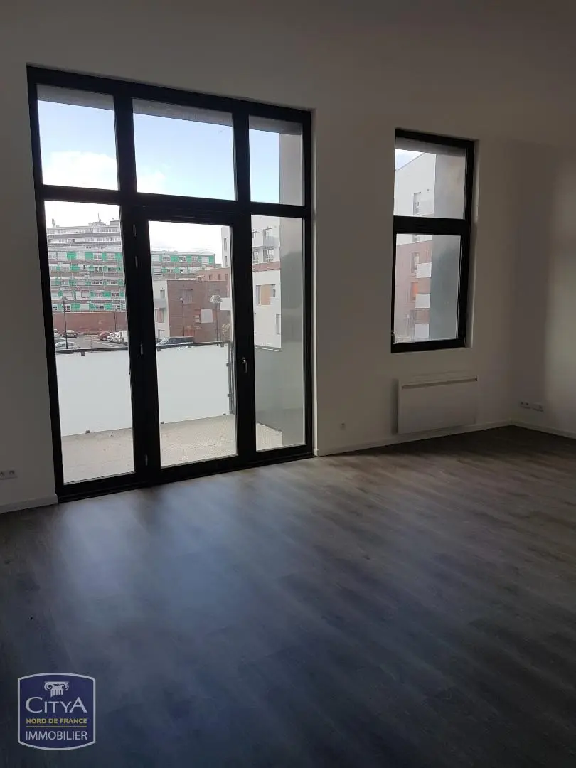 Photo 1 Appartement 4 pièces 93.87m²
