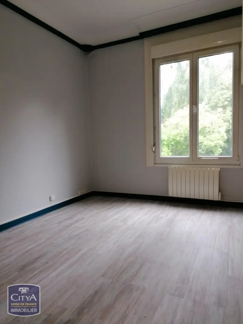 Photo 3 Appartement 1 pièce 32.48m²