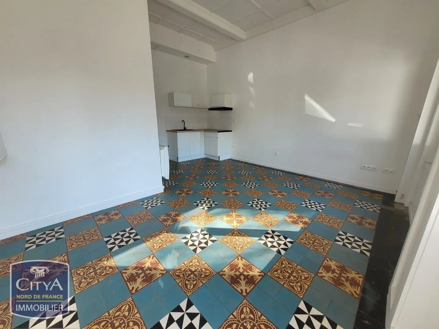 Photo 2 Appartement 1 pièce 23.67m²