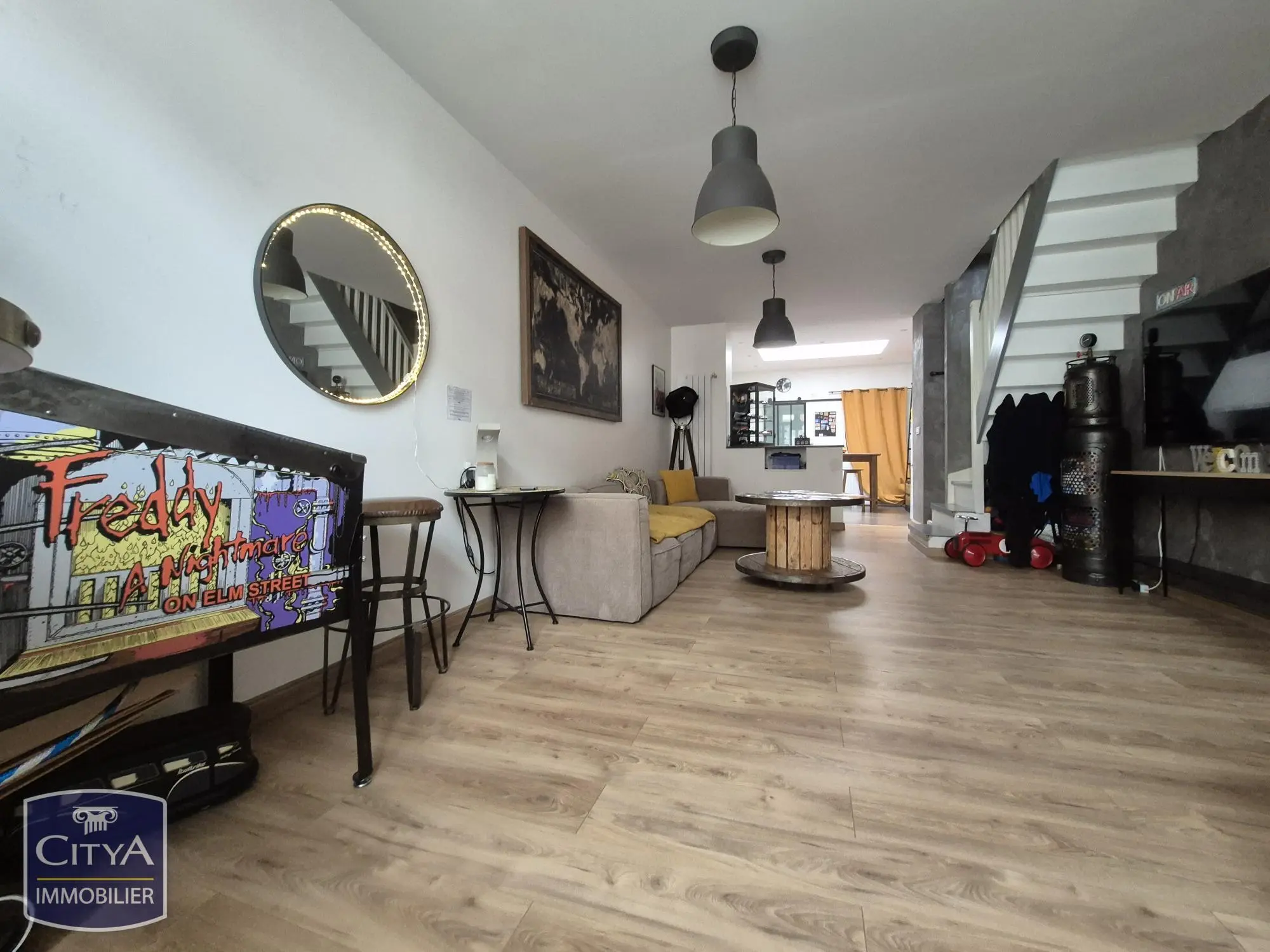 Photo 1 Maison 4 pièces 84.9m²