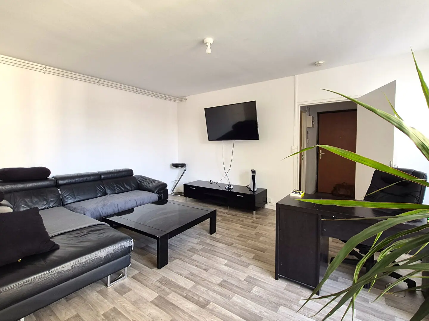 Photo 1 Appartement 2 pièces 51.7m²