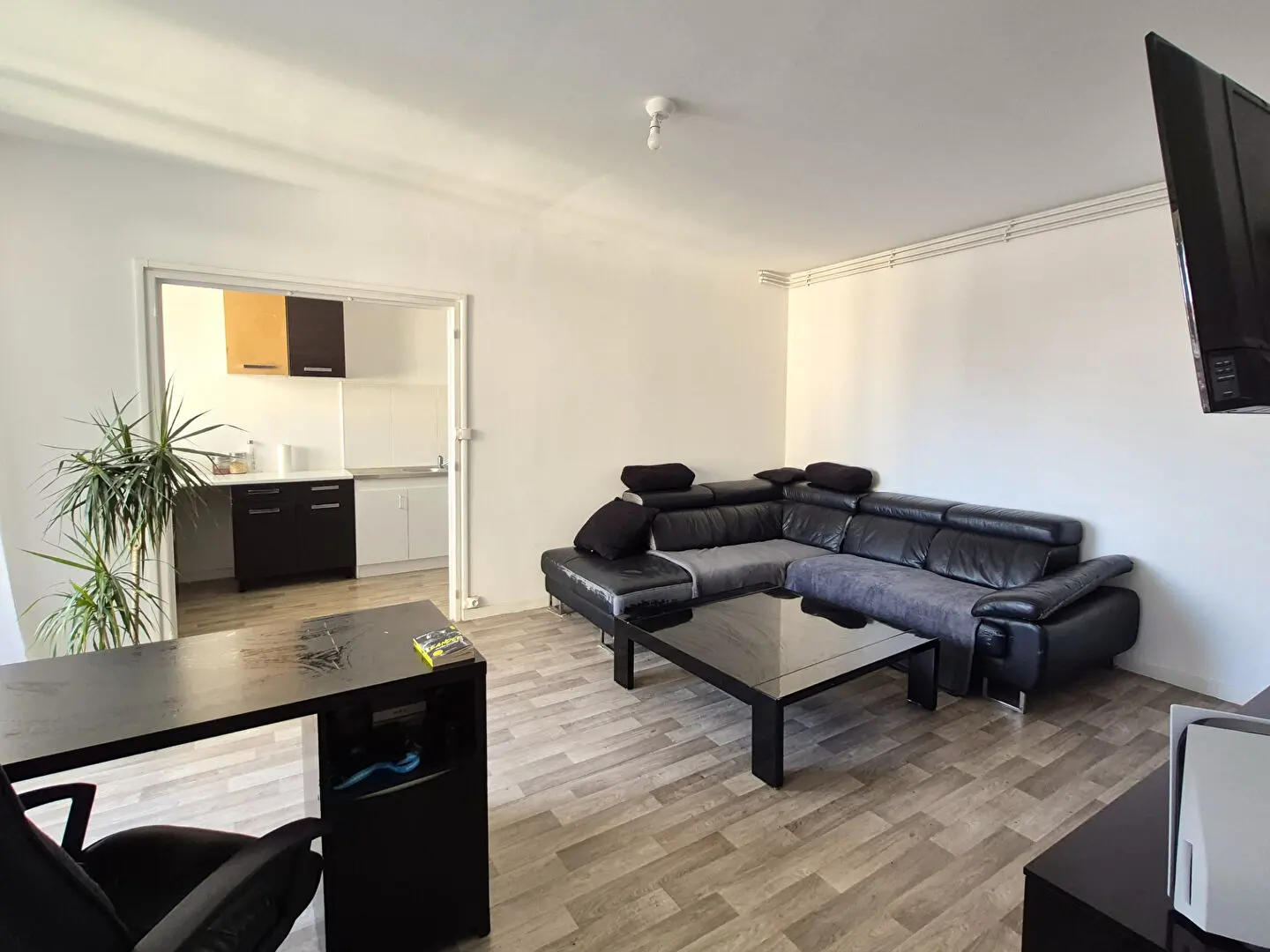 Photo 2 Appartement 2 pièces 51.7m²