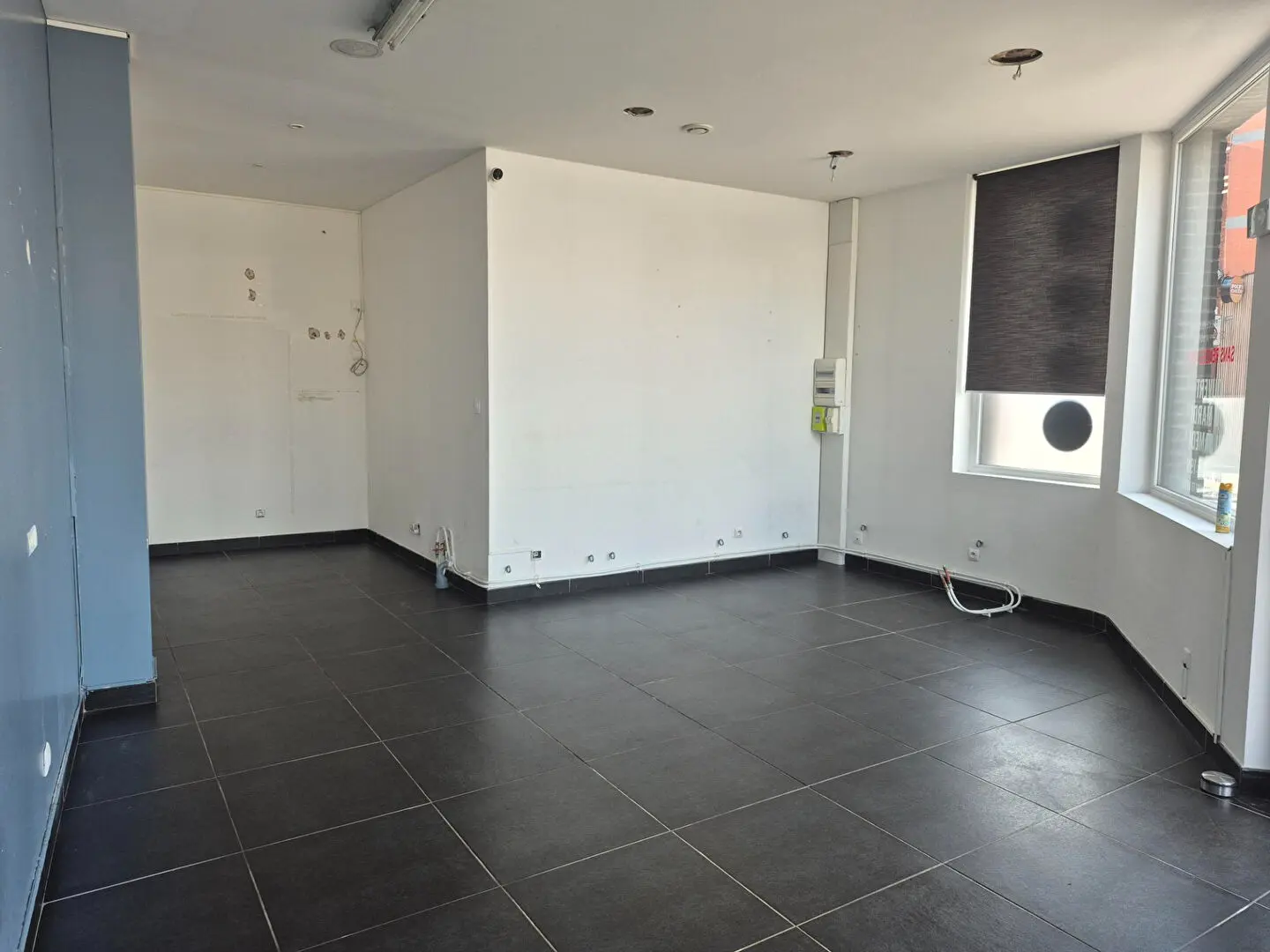 Photo 2 Local Commercial 3 pièces 114m²