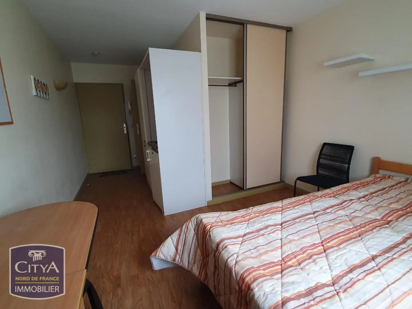 Photo 2 Appartement 1 pièce 18.72m²