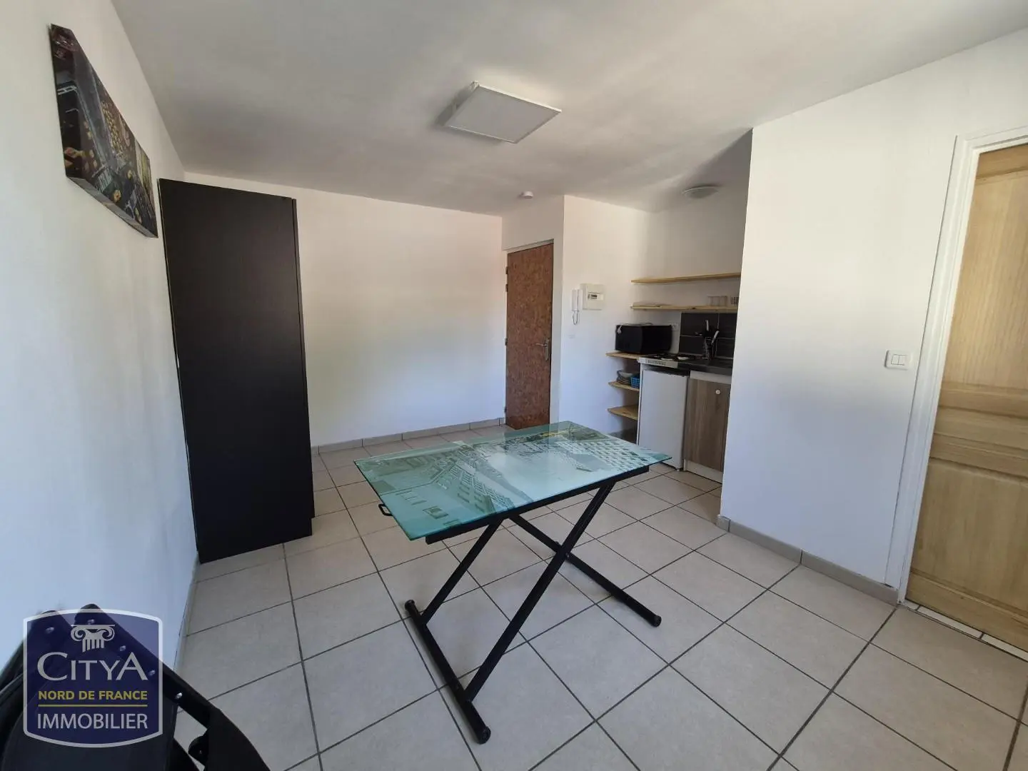 Photo 1 Appartement 1 pièce 23.52m²