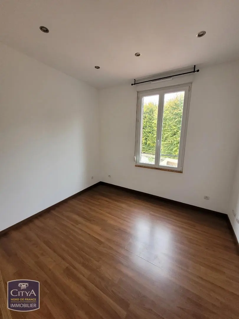 Photo 2 Appartement 1 pièce 29.28m²