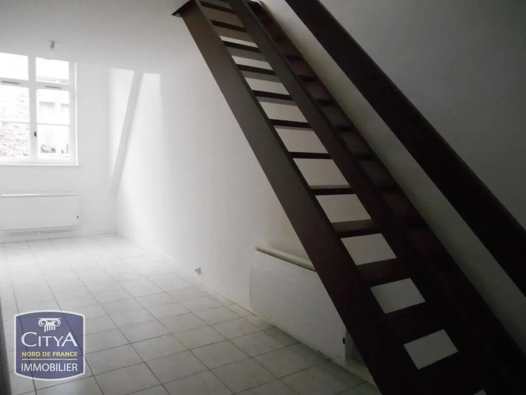 Photo 2 Appartement 1 pièce 28m²