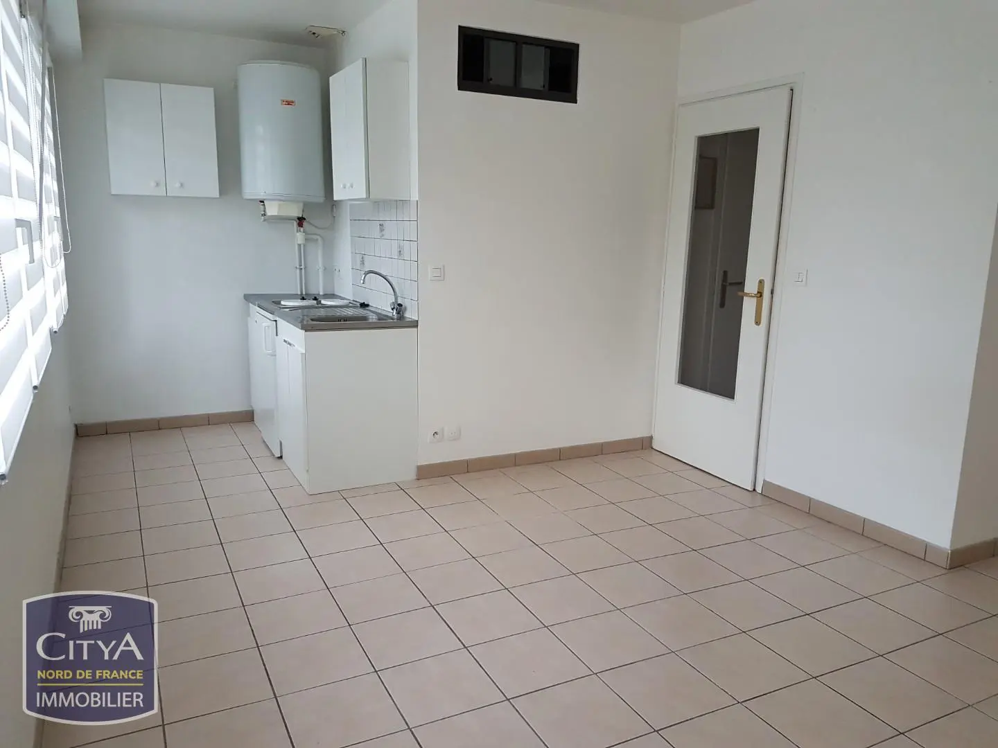 Photo 1 Appartement 1 pièce 24.72m²