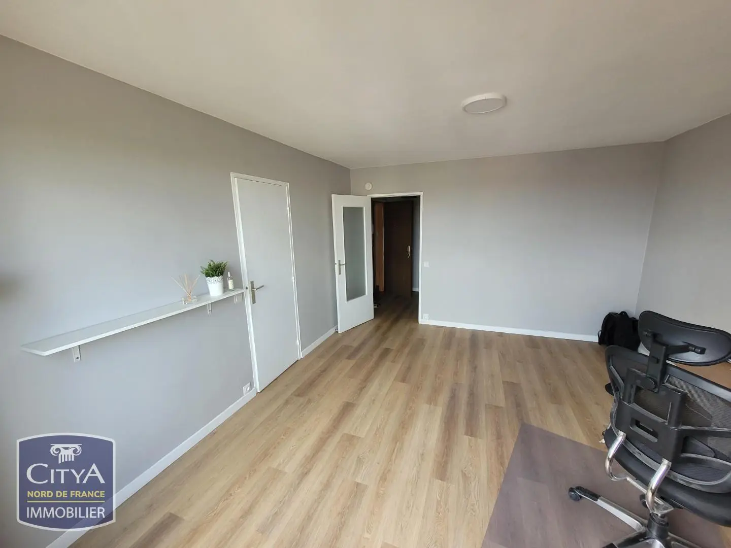 Photo 2 Appartement 1 pièce 29.67m²