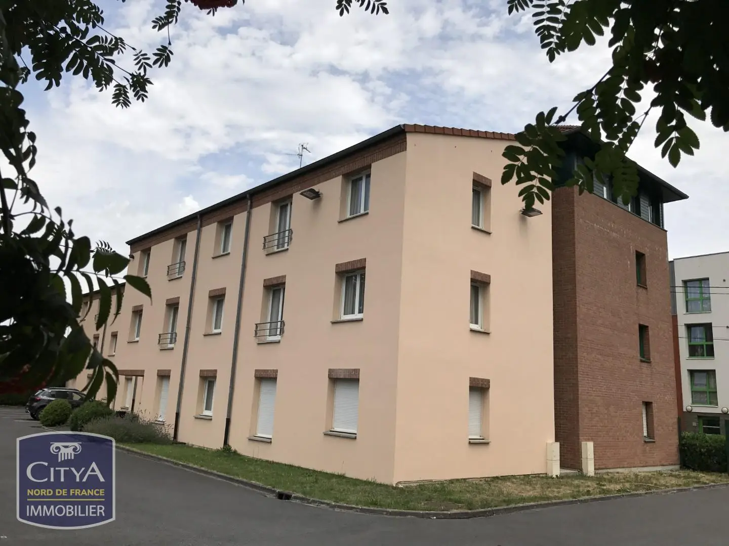 Photo 1 Appartement 1 pièce 19.57m²