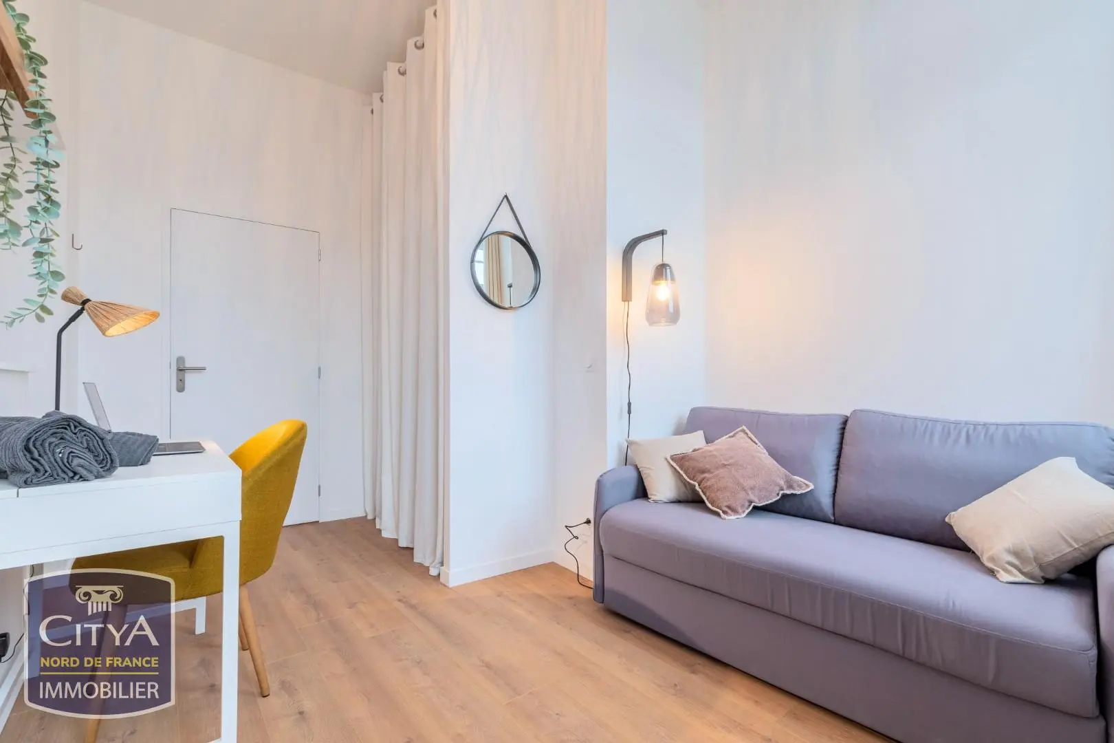 Photo 1 Appartement 1 pièce 14.1m²