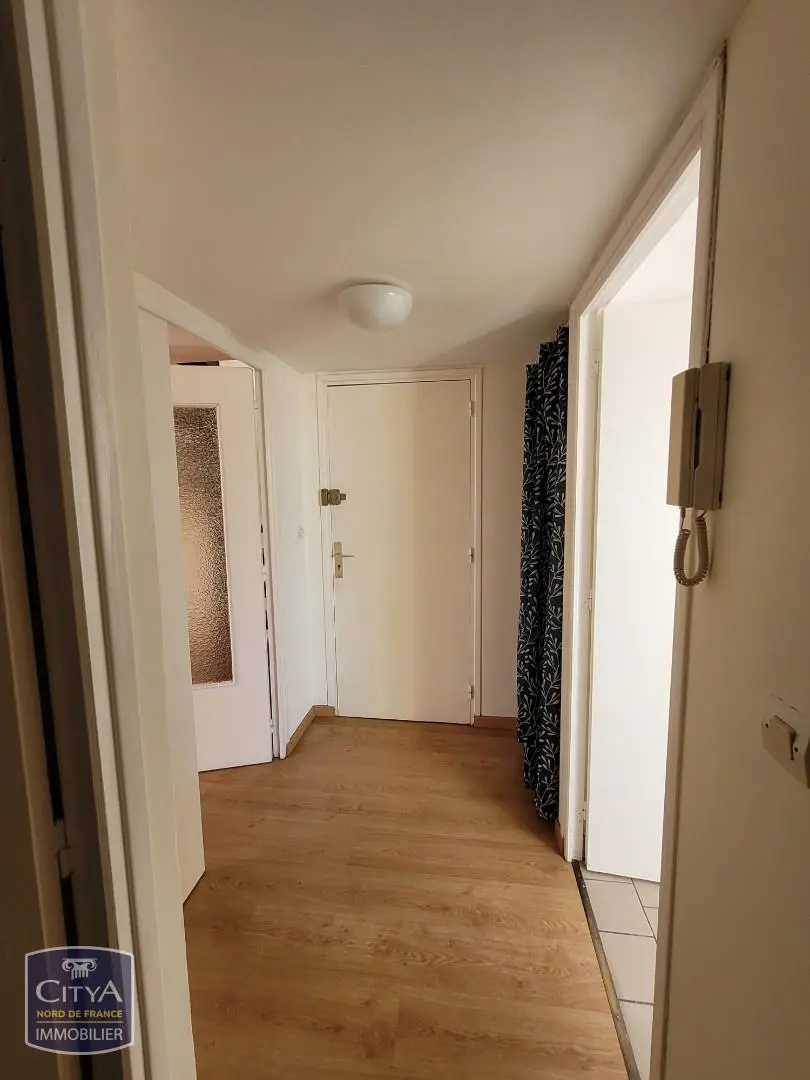 Photo 3 Appartement 1 pièce 37m²