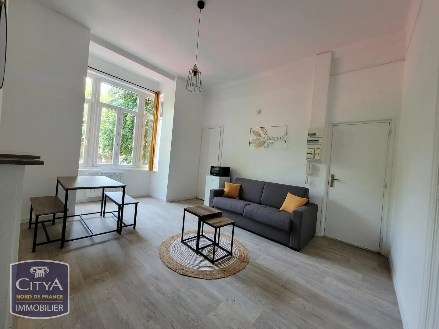 Photo 1 Appartement 1 pièce 27.07m²