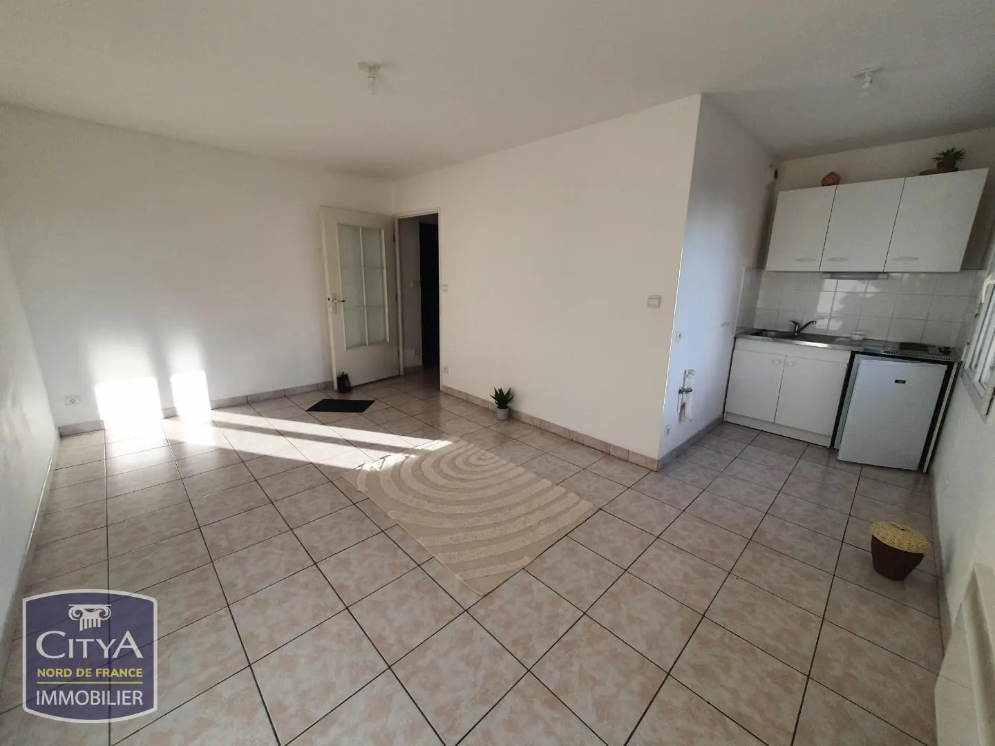 Photo 1 Appartement 1 pièce 25.72m²