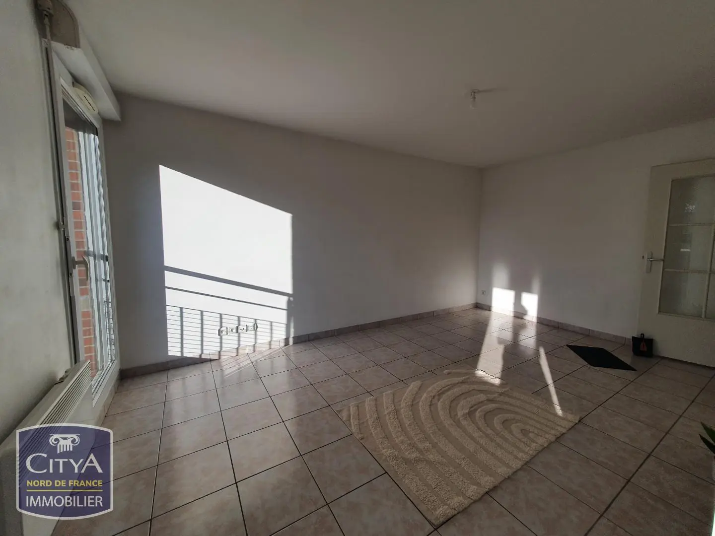 Photo 2 Appartement 1 pièce 25.72m²