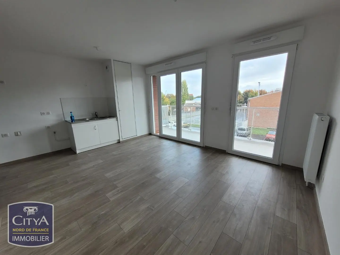 Photo 1 Appartement 1 pièce 27.59m²